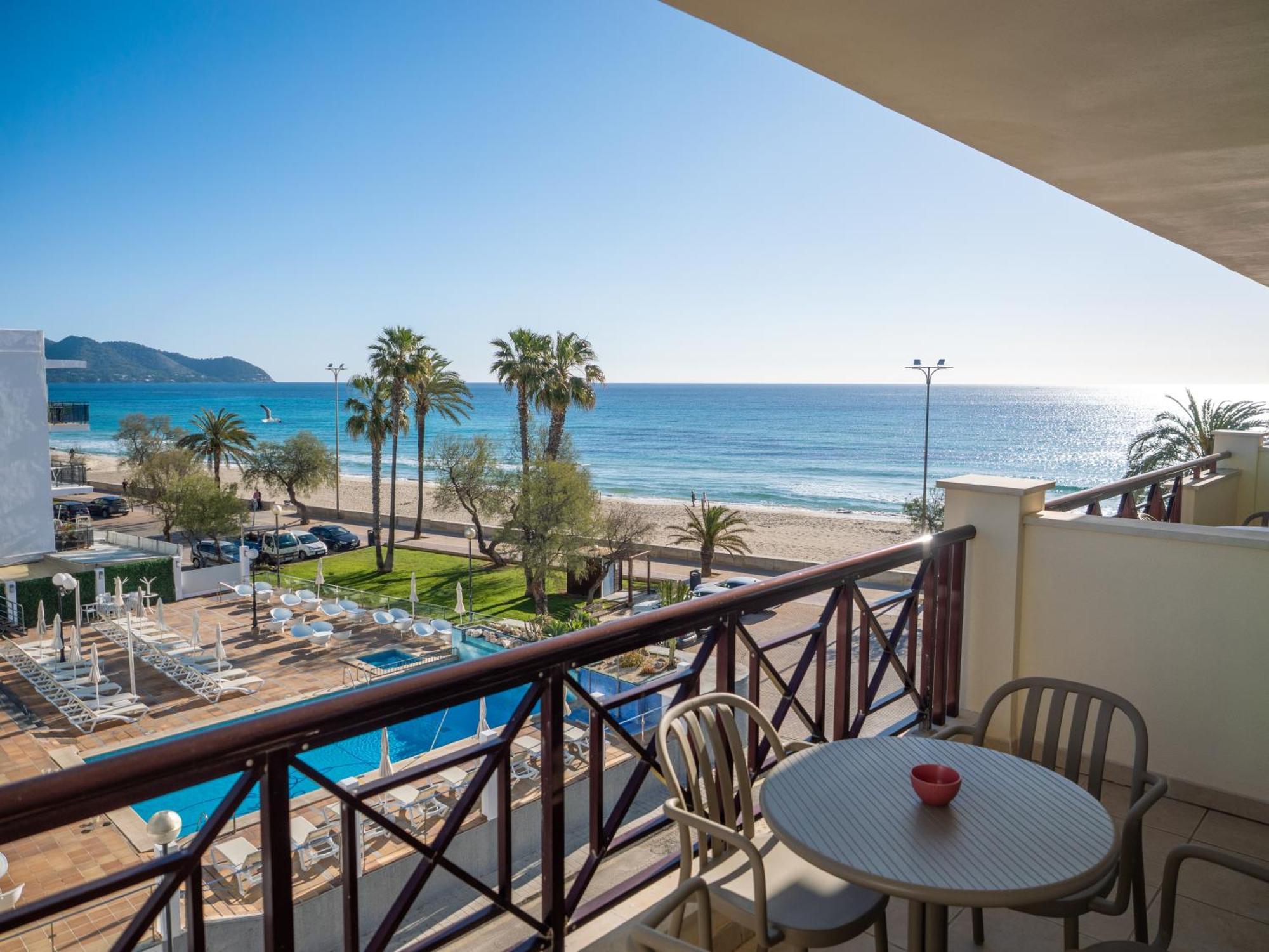 Prope Mare Apartamentos Cala Millor  Buitenkant foto